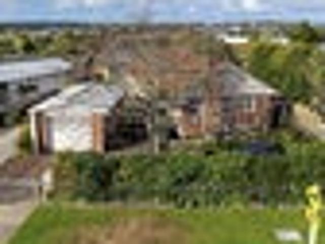Beach Haven, 3 bedrooms, $520 pw