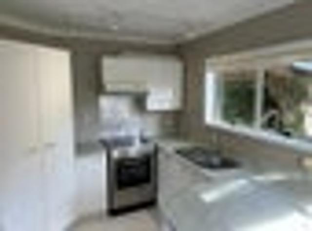 Beach Haven, 3 bedrooms, $695 pw