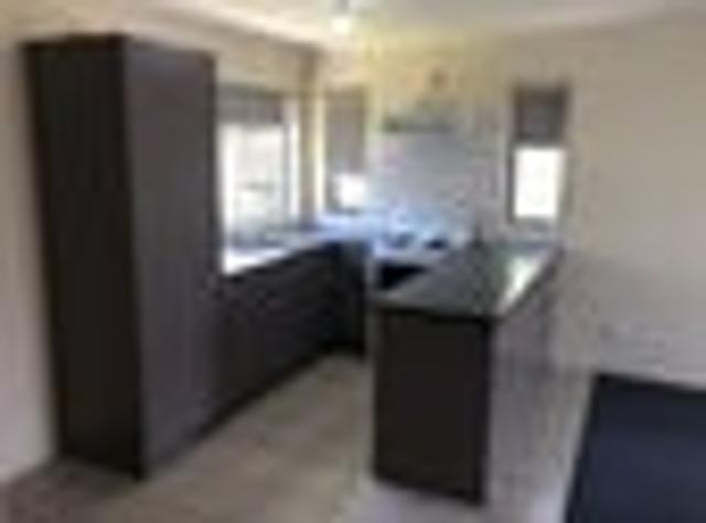 Beach Haven, 3 bedrooms, $625 pw