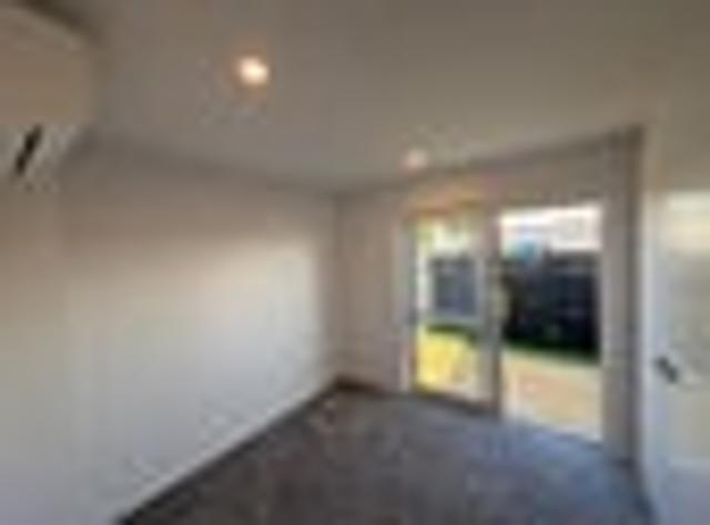 Beach Haven, 3 bedrooms, $730 pw