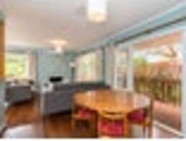 Beach Haven, 3 bedrooms, $675 pw