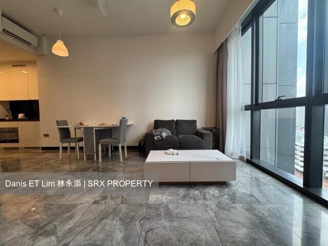 Beach Road D7, Condominium