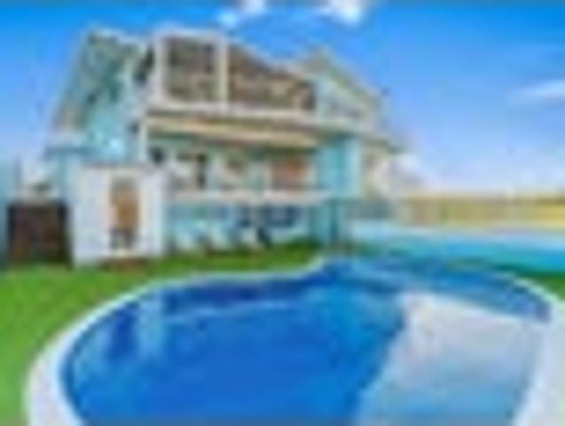 Beachfront, Multi Living with Income Potential