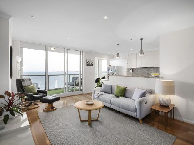 Beachfront Living with Panoramic Views