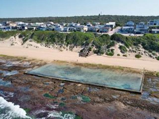 beachfront living in tergniet with p.