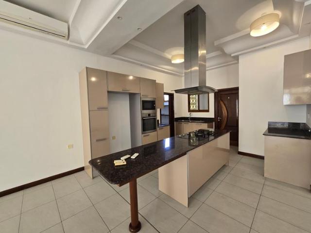 Beachfront 2 bedroom apartment for rent in nyali, mombasa