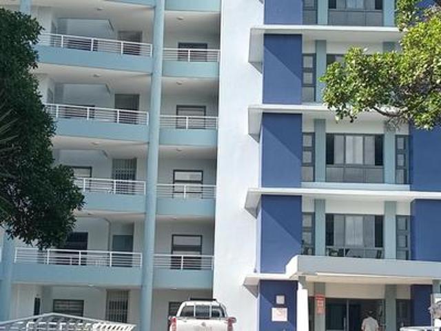 beachfront 4 bedroom ground floor ap.