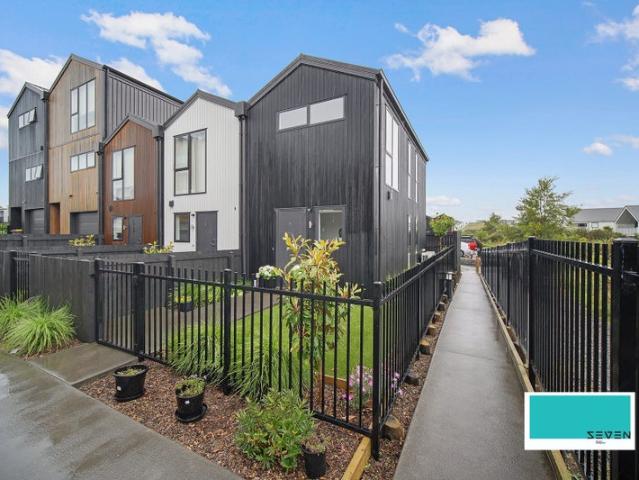 beachlands, 2 bedrooms