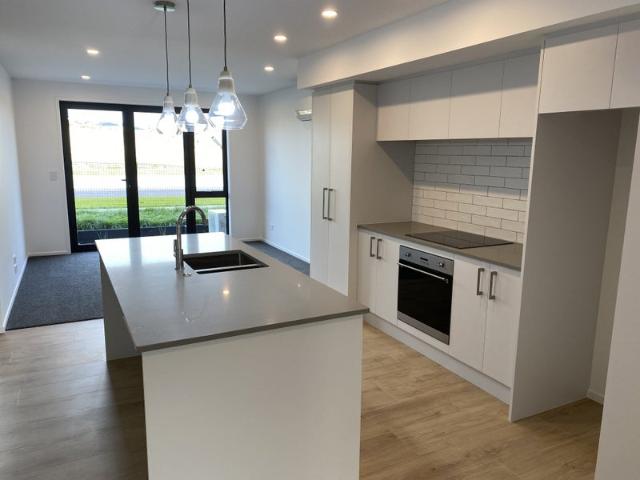 beachlands, 2 bedrooms
