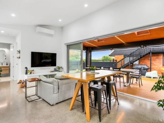 beachlands, 2 bedrooms