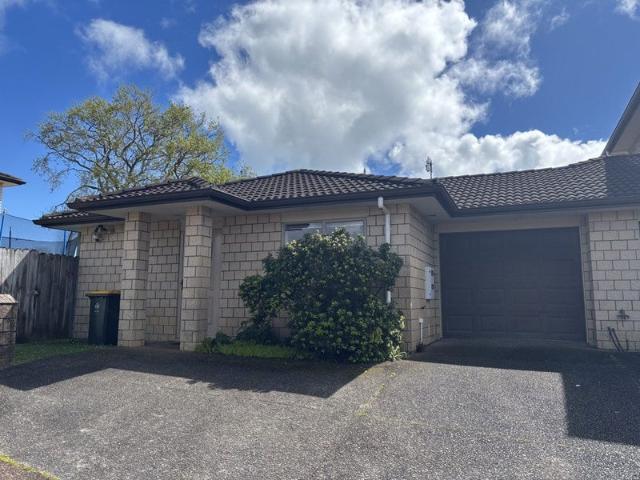 Beachlands, 2 bedrooms