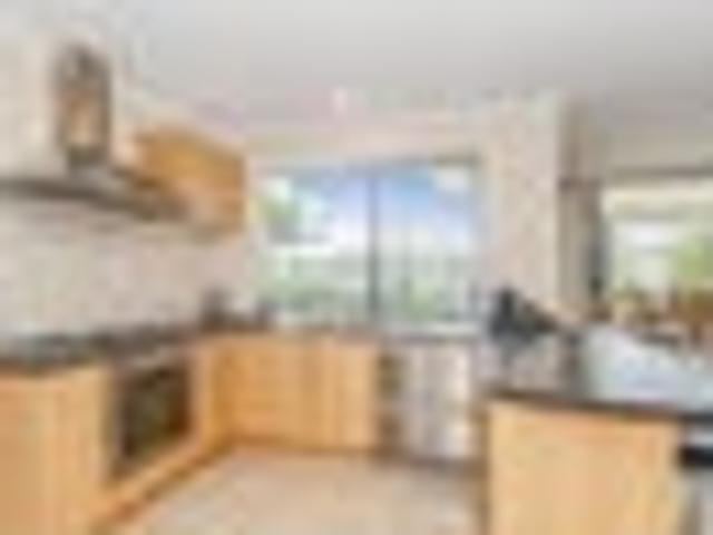 Beachlands, 4 bedrooms, $1000 pw