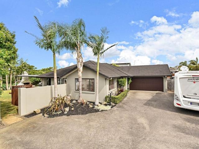 beachlands, 4 bedrooms