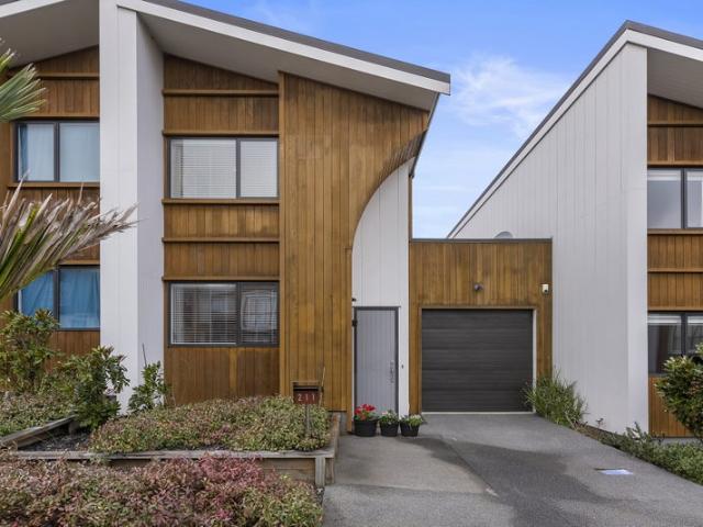 beachlands, 4 bedrooms