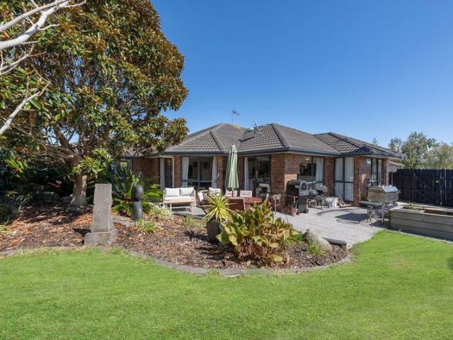 beachlands, 4 bedrooms