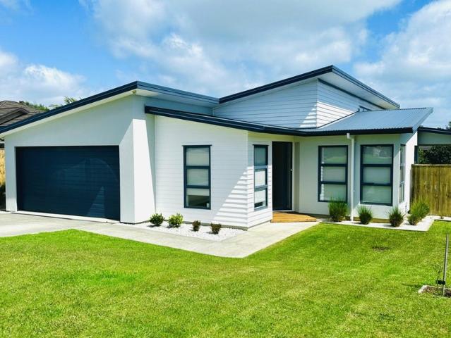 beachlands, 4 bedrooms