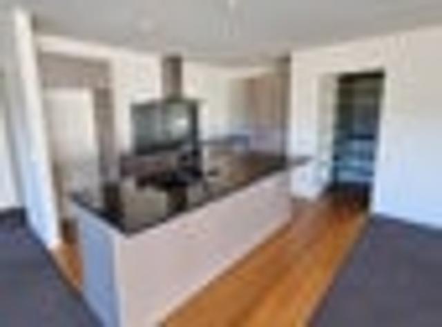 Beachlands, 4 bedrooms, $900 pw