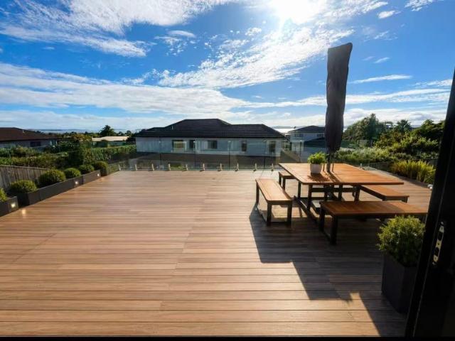 beachlands, 5 bedrooms