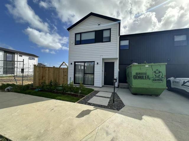 beachlands, 5 bedrooms