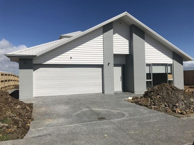 beachlands, 5 bedrooms