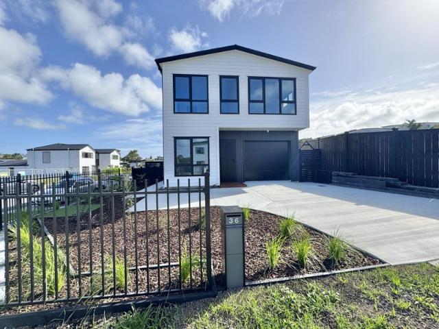 beachlands, 6+ bedrooms