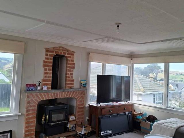 Beachside Living, City Convenience – 165A Tomahawk Road, Dunedin