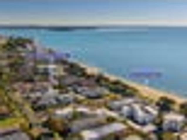 Beachside Living with Space, Style & Convenience