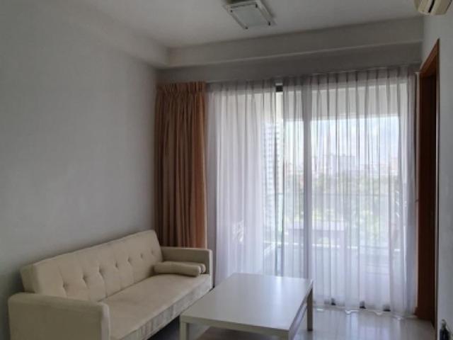 Beacon Heights Condominium For Rent, $3,299, 2 Bed 1 Bath 667 sqft $4.95 psf