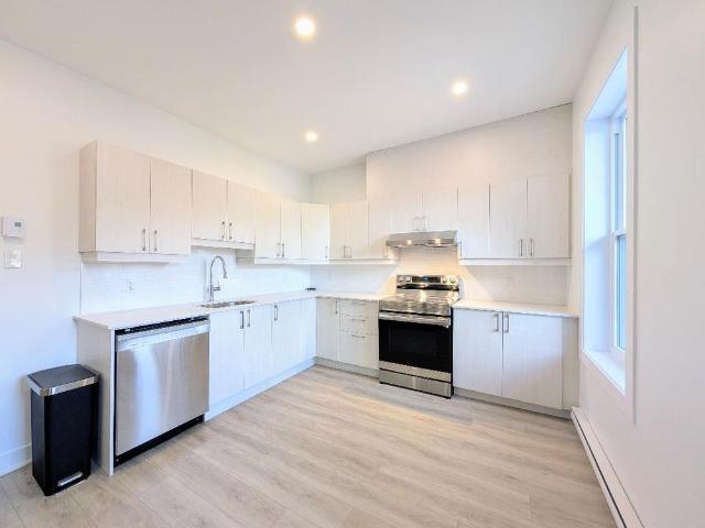 Because You Deserve Renovated 3 1/2, Metro Lasalle,Verdun
