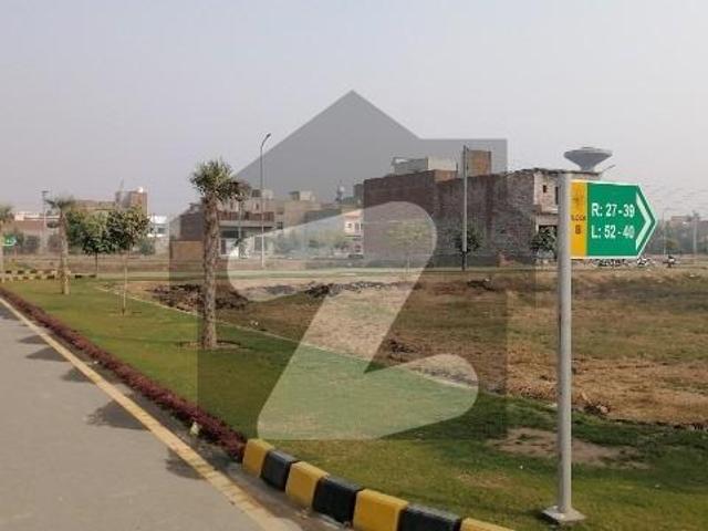 Become Owner Of Your House Today Which Is Centrally Located In Oasis Orchard In Faisalabad Oasis Orchard