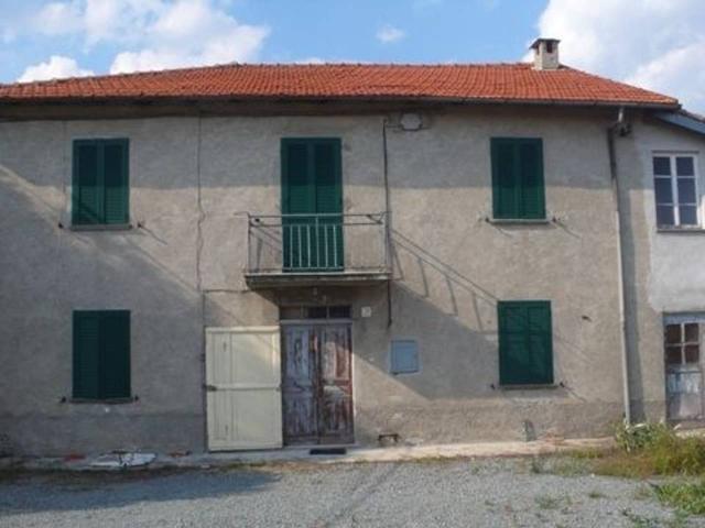 Bed & Breakfast in vendita a Pareto