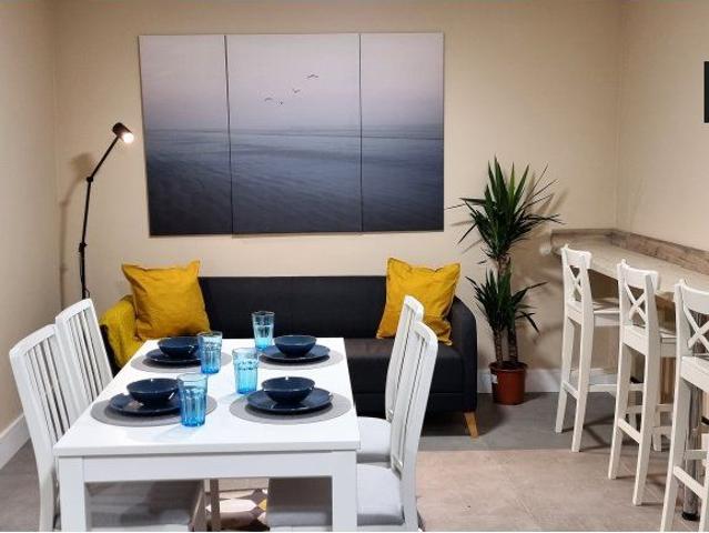 Bed for rent in 7 bedroom flat for rent in Inns Quay, Dublin