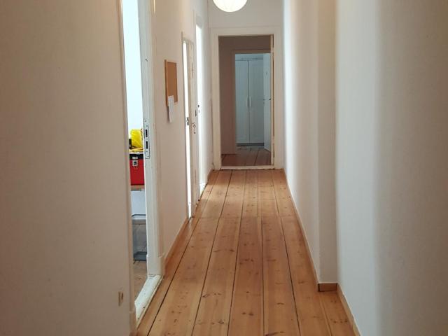 Bed in a cosy twin bedroom, in Neukölln