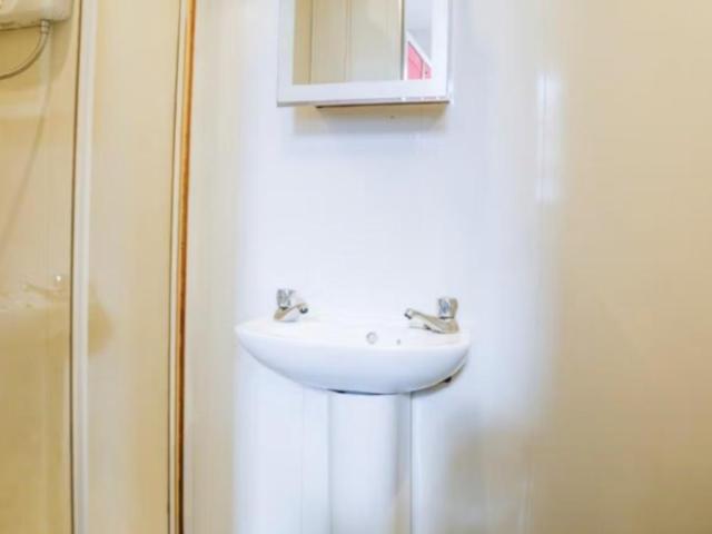 Bed in a pleasant twin ensuite bedroom, in Phibsborough