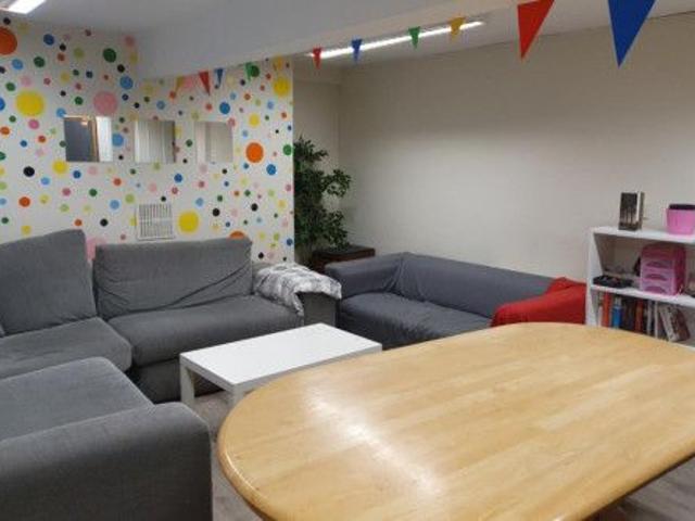 Bed in bright twin bedroom, in Phibsborough
