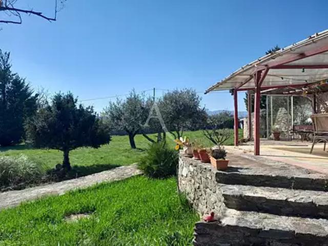 Bédarieux 34600 Achat / Vente maison 6 pièces t6 au dernier étage piscine