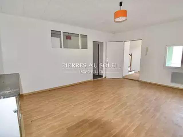 Bédarieux 34600 Location appartement 3 pièces t3 au dernier étage