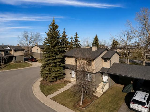 Beddington Heights Village