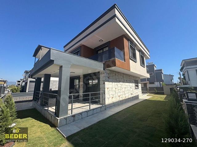 Beder emlaktan Doğanbey de satılık müstakil havuzlu 3+1 villa
