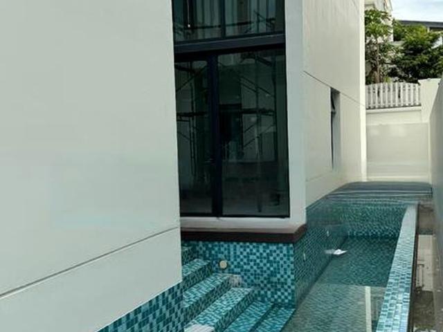 Bedok Avenue D16, Semi