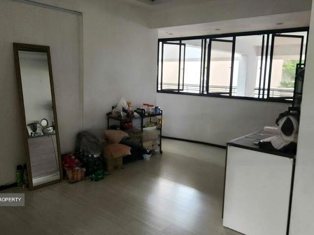 Bedok Court D16, Condominium