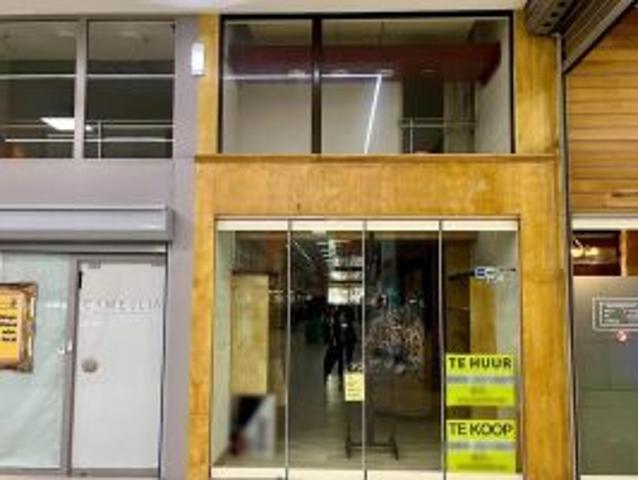 Bedrijfsvastgoed te huur in Genk 3600