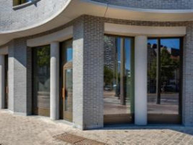 Bedrijfsvastgoed te koop in Antwerpen 2000
