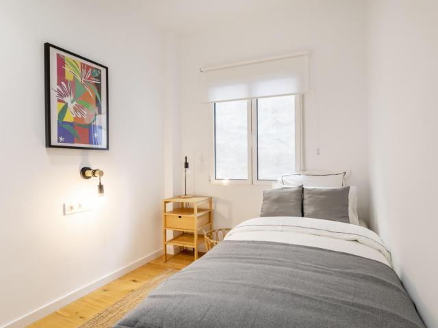 Bedroom for rent in Marva 17, Alicante