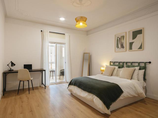 Bedroom for rent in Gran de Gracia 71, Barcelona