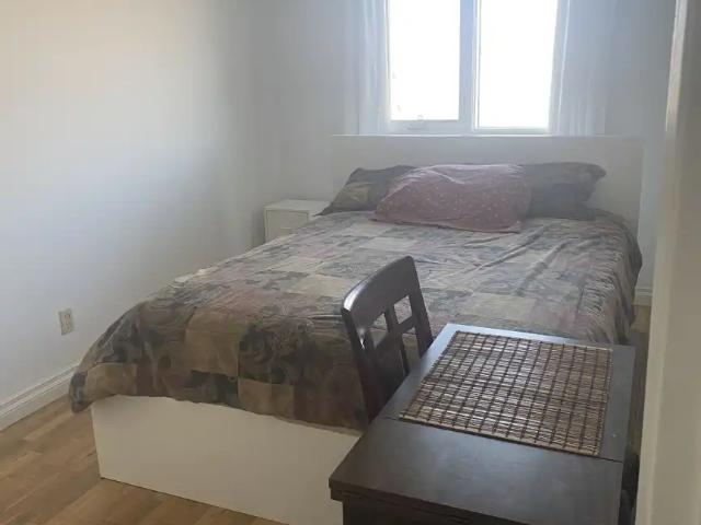 Bedroom in Silver Springs