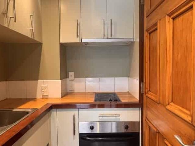 Bedsit/195 The Terrace, Wellington Central
