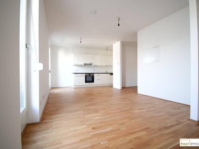 Beeindruckend aufgeteilte 3 Zimmer Dachgeschoss Wohnung mit Dachterrasse & EWE Einbauküche inkl. Geräte optional Garagenstellplatz verfügbar