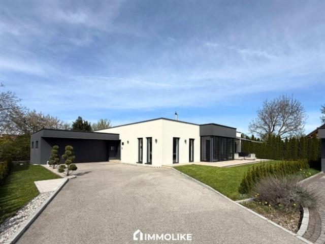 Beeindruckend. Stilvoll. Hochwertig. R e s e r v i e r t – Ihr neues Traumhaus in Laakirchen!