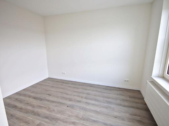 Beekstraat 77 32